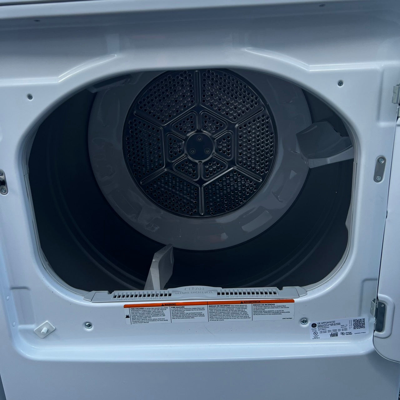 GE Washer and Dryer Set GE Washer and Dryer Set